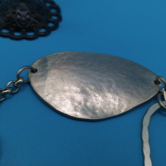 Chico's Necklace Belt Combo Matching Earrings, Hammered Silver Tone, Belt 43" - Picture 7 of 12